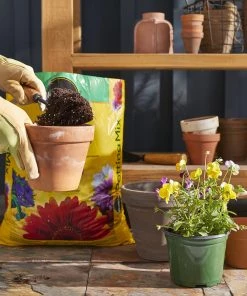 Miracle-Gro Soil & Soil Amendments 16-Quart Potting Soil Mix 10 Miracle-Gro Soil & Soil Amendments 16-Quart Potting Soil Mix -Cheap Landscaping Store 05413036