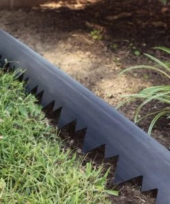 EasyFlex Pound-In Landshark 20-ft Black Plastic Landscape Edging Roll -Cheap Landscaping Store 09549121