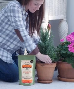 Harvest Gold Organics Soil & Soil Amendments Premium Soil Conditioner Organic Provides Organic Nutrients -Cheap Landscaping Store 12097048