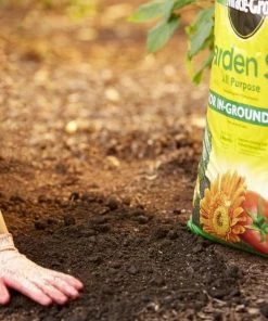 Miracle-Gro Soil & Soil Amendments All Purpose for In-Ground Use 2-cu ft Garden Soil -Cheap Landscaping Store 15348246