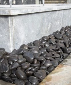 WonderLand Landscaping Rock 0.4-cu ft Black Decorative Rock 12 WonderLand Landscaping Rock 0.4-cu ft Black Decorative Rock -Cheap Landscaping Store 40316361 scaled