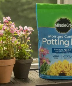 Miracle-Gro Soil & Soil Amendments Moisture Control 50-Quart Potting Soil Mix -Cheap Landscaping Store 42708413