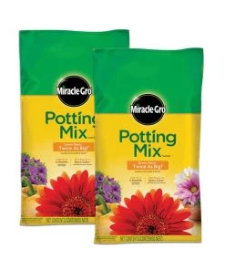 Miracle-Gro Soil & Soil Amendments Potting Mix Bundle 8-Quart Potting Soil Mix